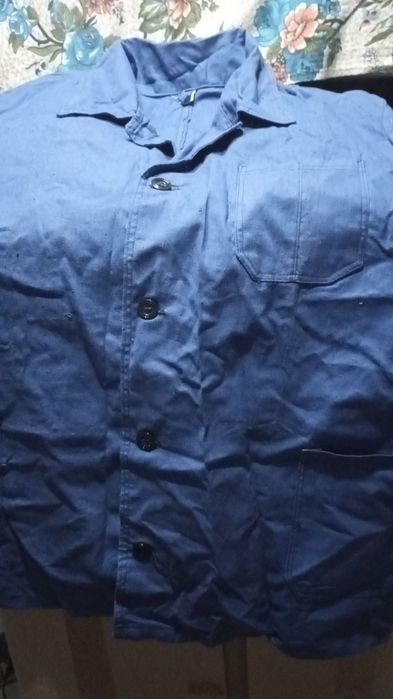 Продам спецодежду.