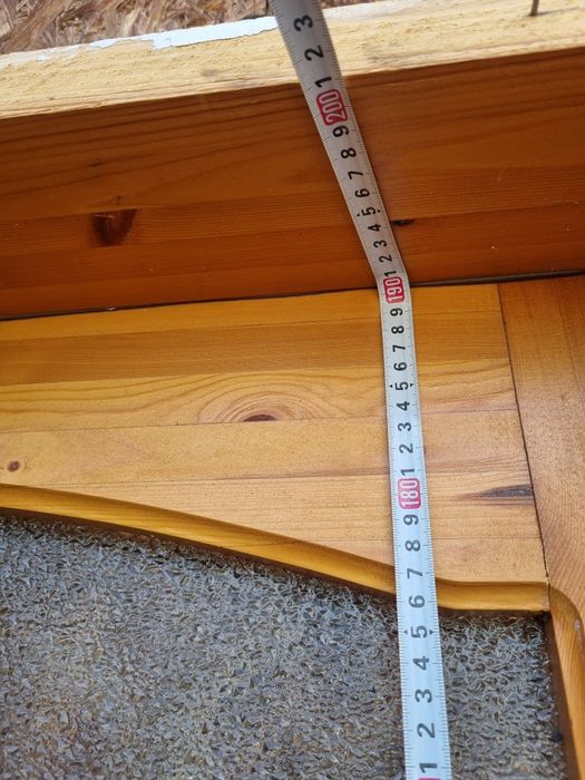 Продам дверь дерево 80см ширина