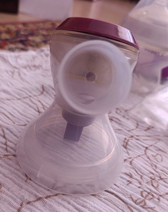 2 Помпи за кърма Tommee Tippee ръчна и електрическа
