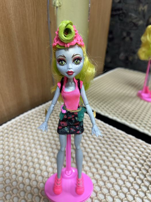 Продам  кукол   монстр хай!