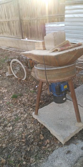 Сенозернодробилка