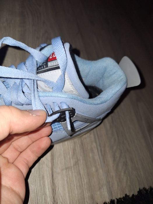 Jordan 4 unc blue