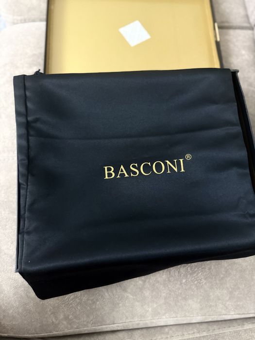 Продам обувь зимнюю Basconi