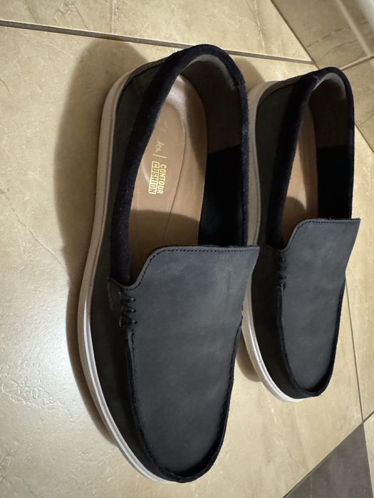 Продавам обувки Clarks