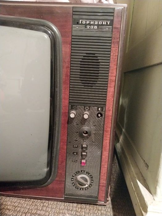 Телевизор  "шиваки" и др