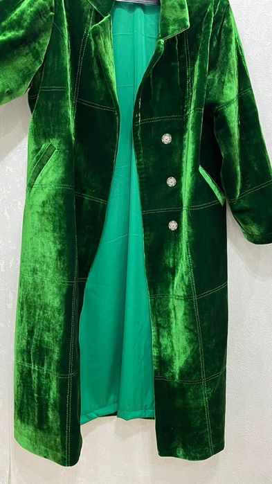 Женский бархатный тренч,