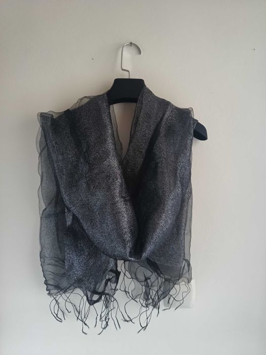 Продавам бутикова бална рокля