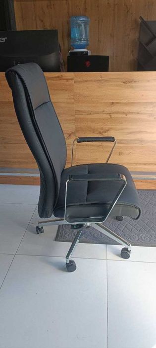 Кресло для офиса и дома -  TRAMP