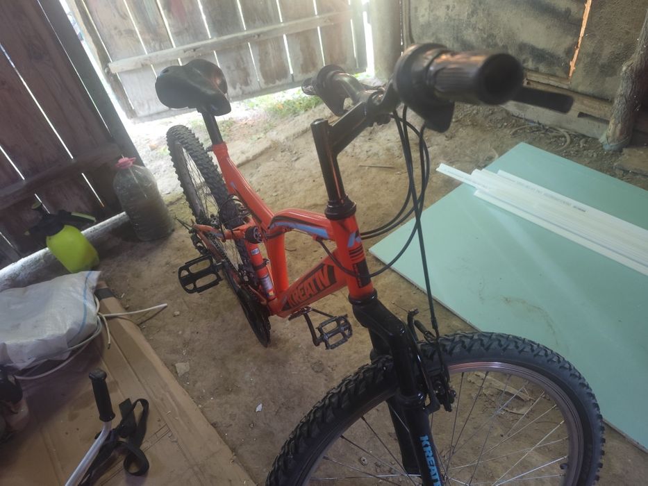Bicicleta de vânzare