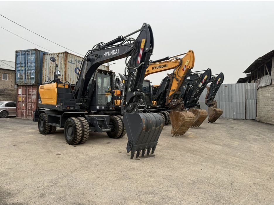 Экскаватор.Услуги экскаватора с Гидромолотом