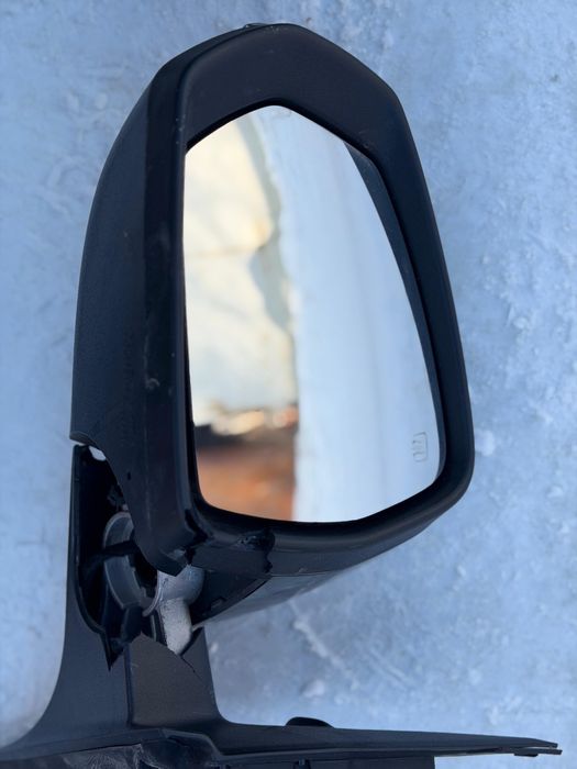 Продам бампер на Changan X5 plus