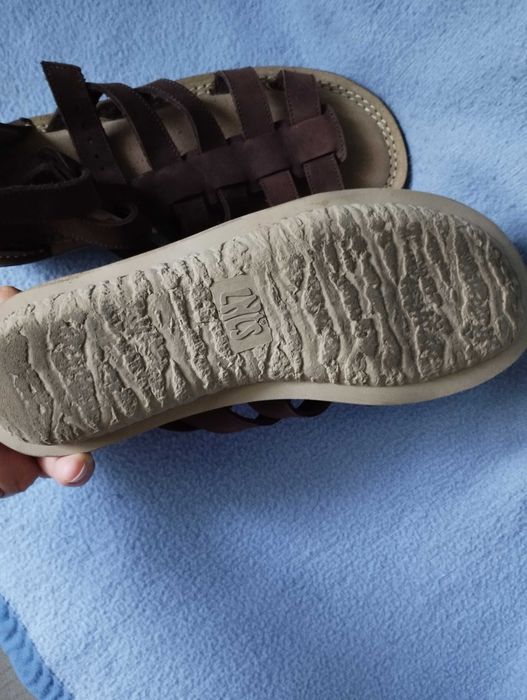 Сандали Unisa, чехли Bayton и Birkenstock номер 36.