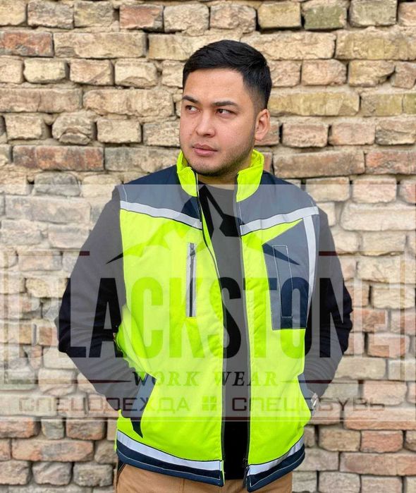 Спецодежда утепленная жилетка сигнальная