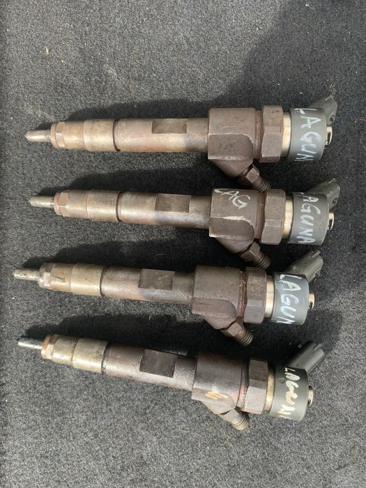 Injector Opel Vivaro CDTI 1.9 DCI Renault Laguna 2 Master 0445110021