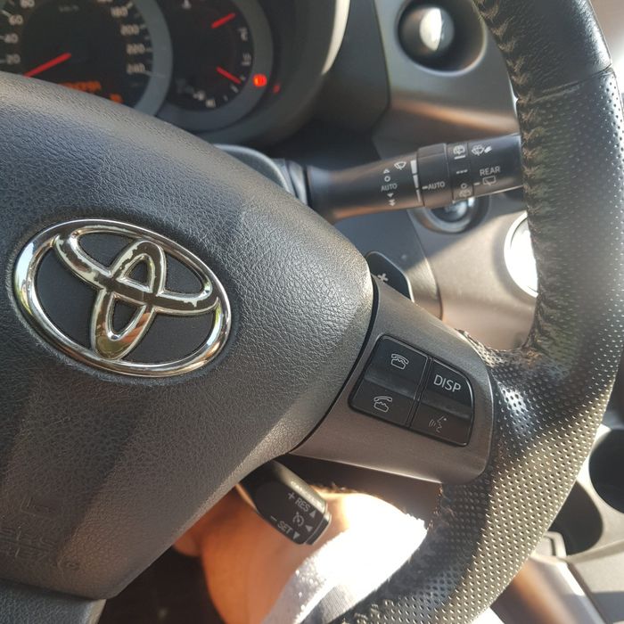 TOYOTA RAV4 2012 — imagine 5