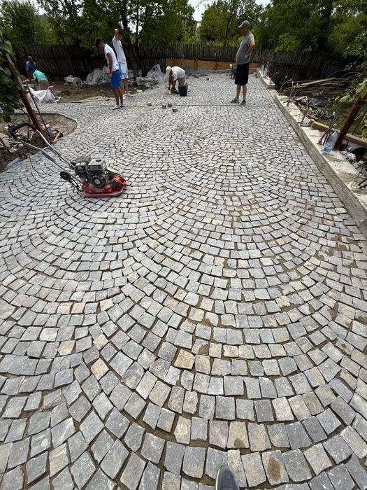 Piatra cubica  montaj