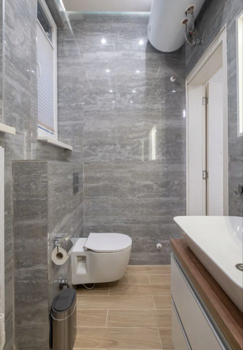 Дава се под наем Тристаен апартамент в София, Център - 120 кв.м за 1495.83 € - Снимка #12