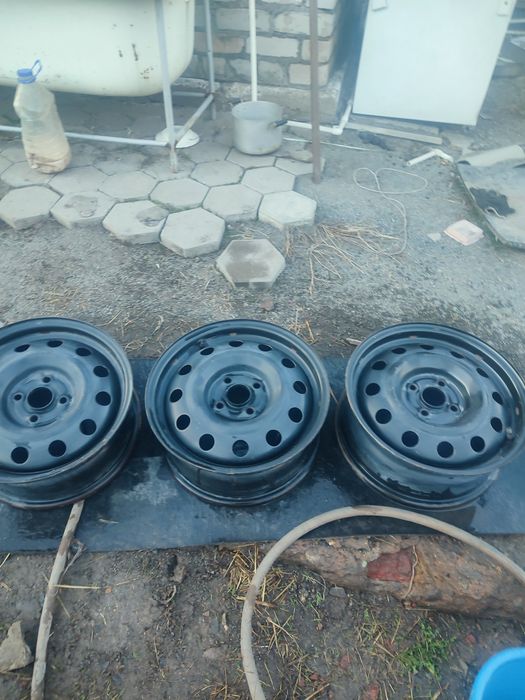 Продам диски на15