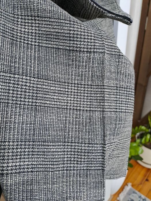 Карирана пола **