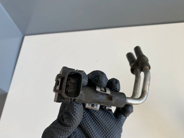 Senzor presiune diferential VOLVO V60 S60 XC60 30785486 6G9N-5L200-AB