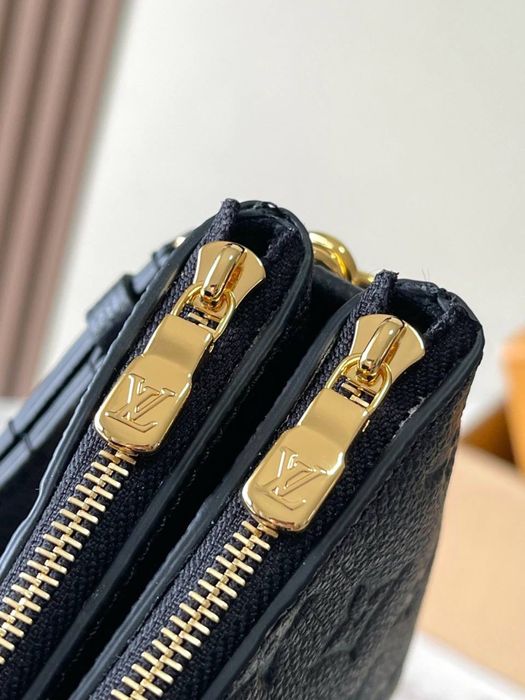 Geanta Louis Vuitton Liv Pochette