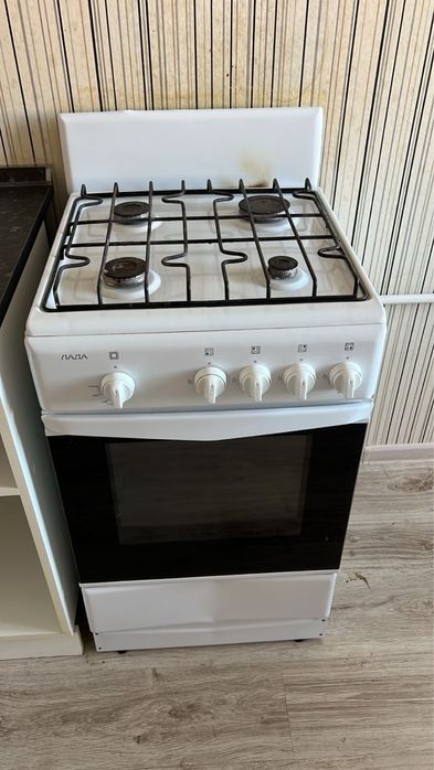 Продам газовую плиту