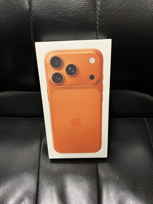 iPhone 17 Pro  / 256 GB Cosmic Orange НОВ !!!