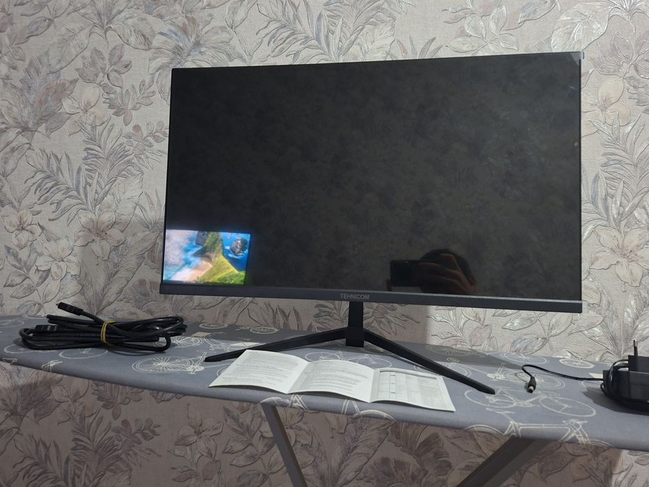 Монитор  Tehnicom