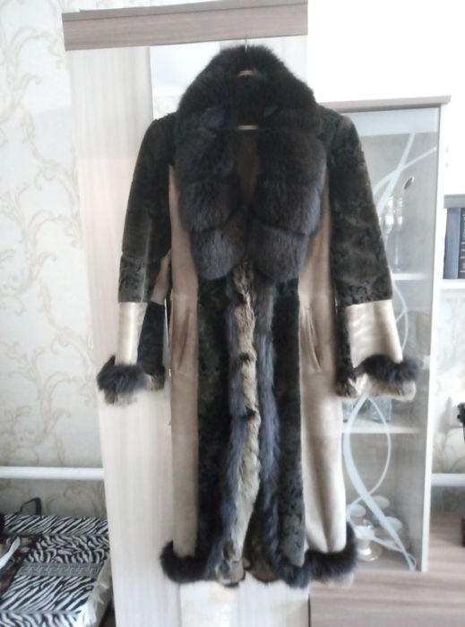Продам дублёнку ,очень теплая