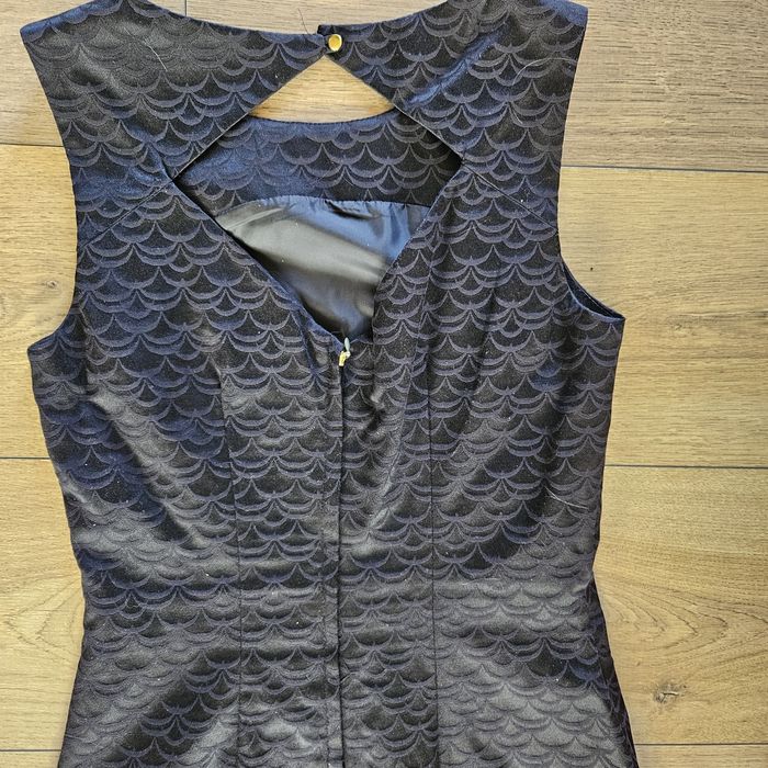 Rochie eleganta fără mâneci XS