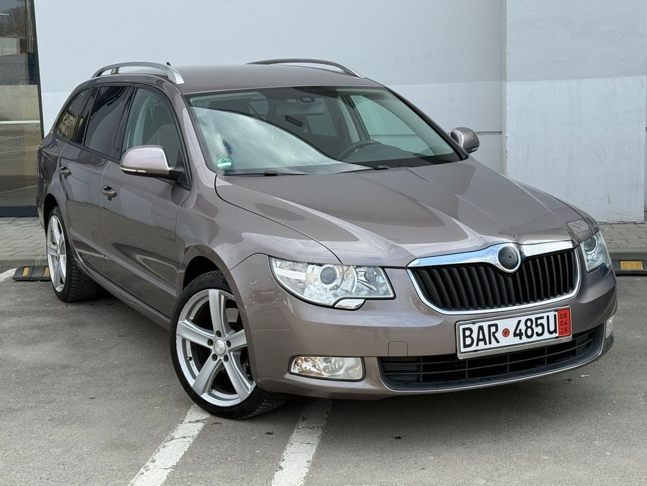 Vând skoda Superb 2011 motor 2.0 diesel dsg