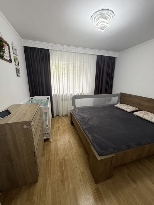 Apartament cu 3 camere