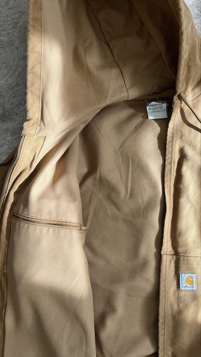 Carhartt workwear яке