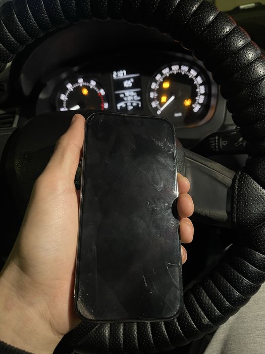Продам Iphone 14 pro