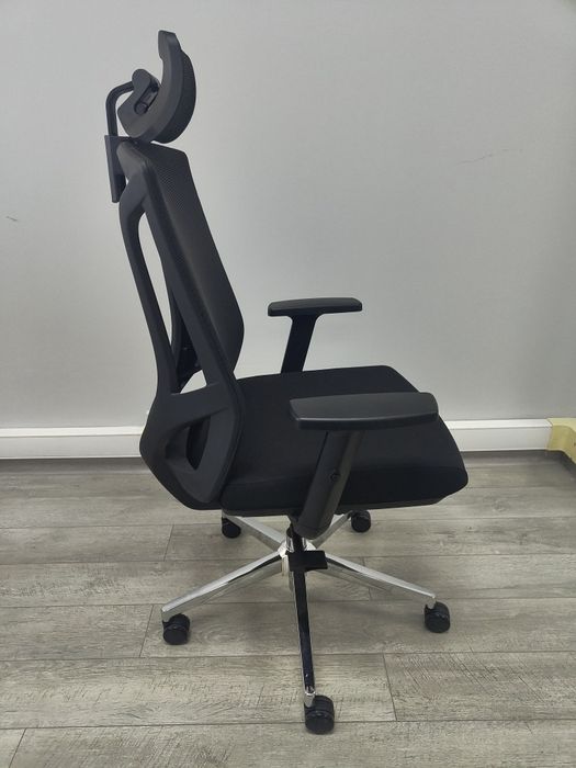 Продается Кресло