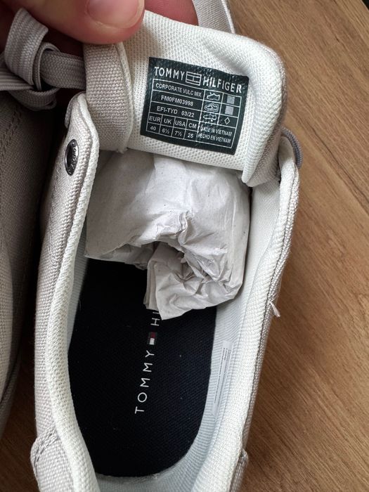 Pantofi/Tenesi/Sneakers Tommy Hilfiger originali noi