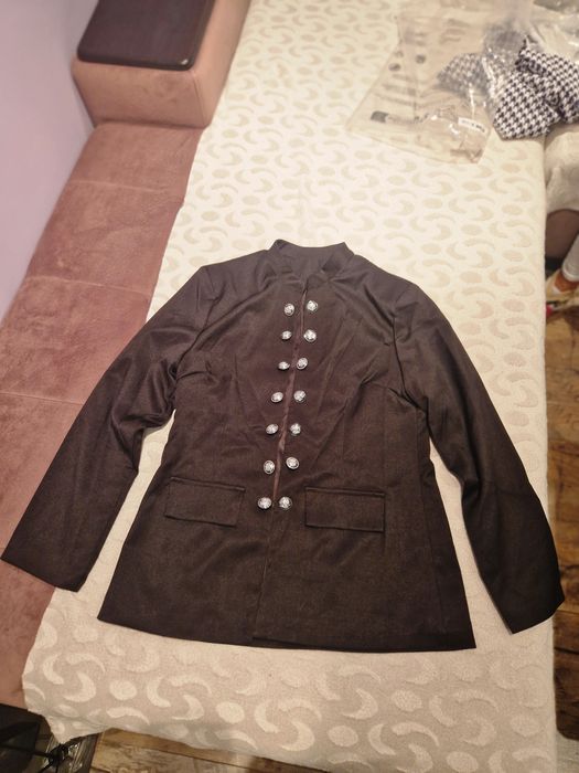 Черно дамско сако