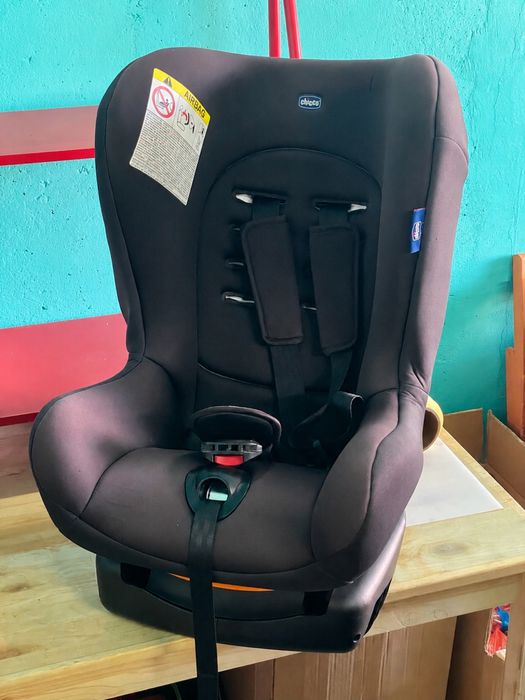 Продам автокресло Chicco Cosmos