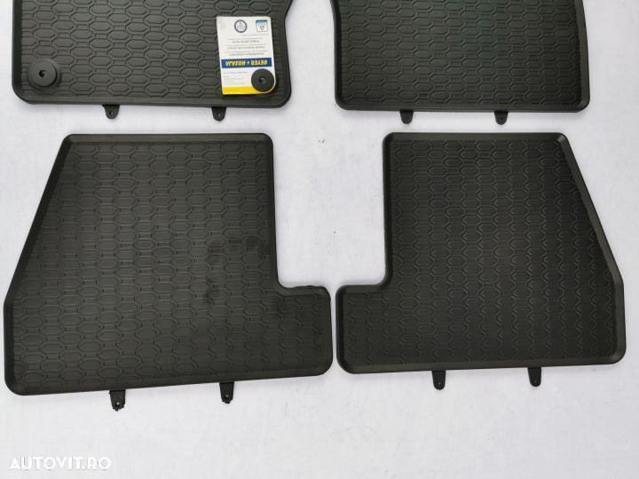 Covorase cauciuc Ford Focus 3 ( 2010 -2018 )