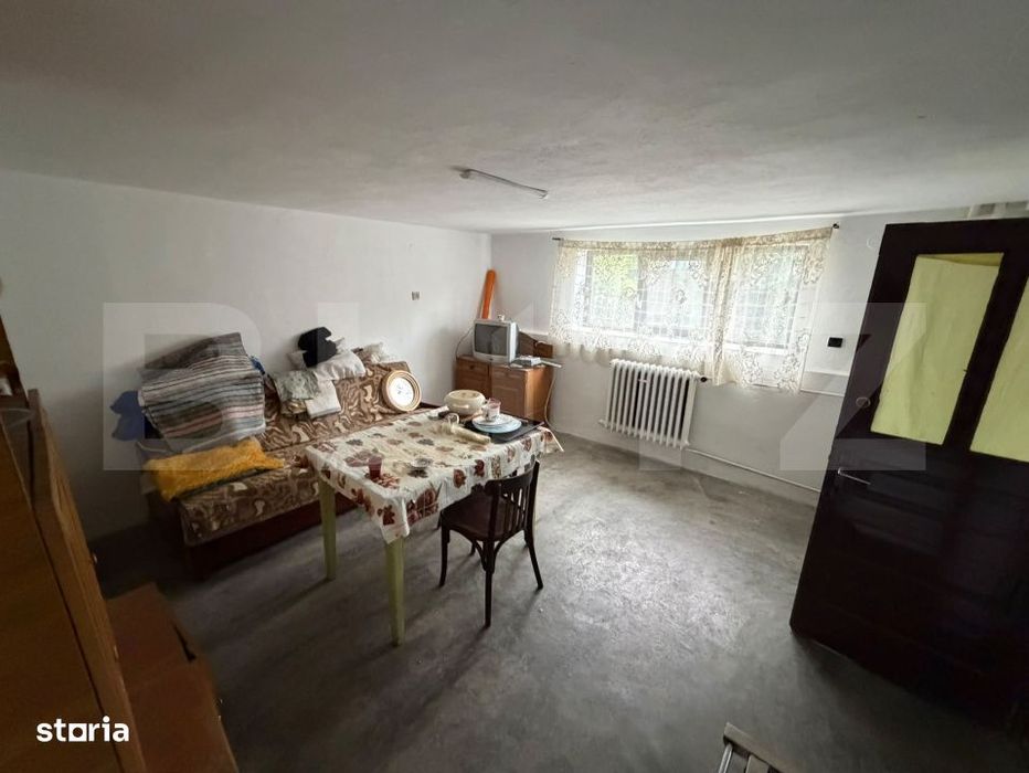 Casa cu etaj, 6 camere, 150 mp, zona 14 Mai