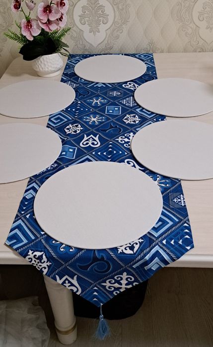 раннер подтарелниклар