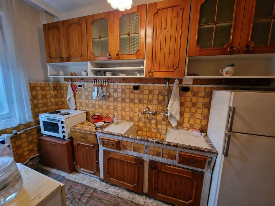 Дава се под наем Четиристаен апартамент в Добрич, Кралска зона - 108 кв.м за 357 € - Снимка #11
