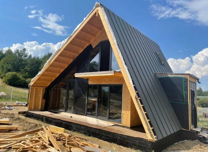 Vand casute tip A 6 x 8.5m din lemn