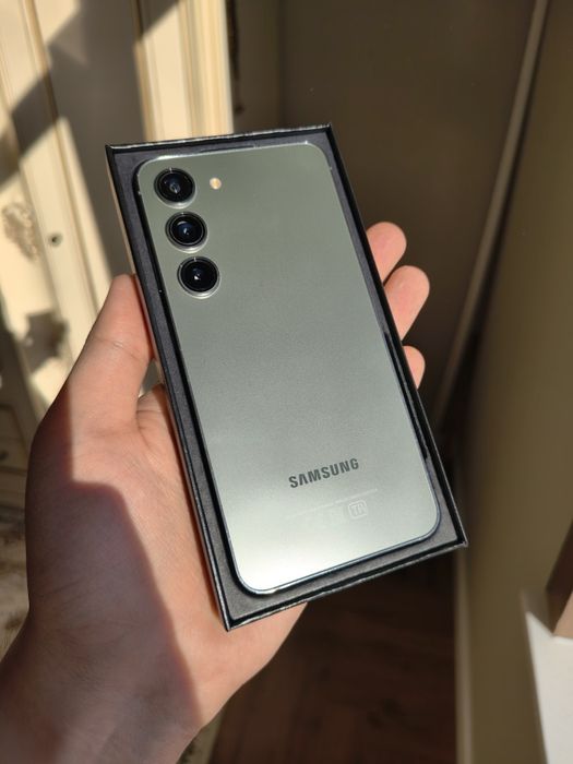 Samsung S23 256gb green / Самсунг С23