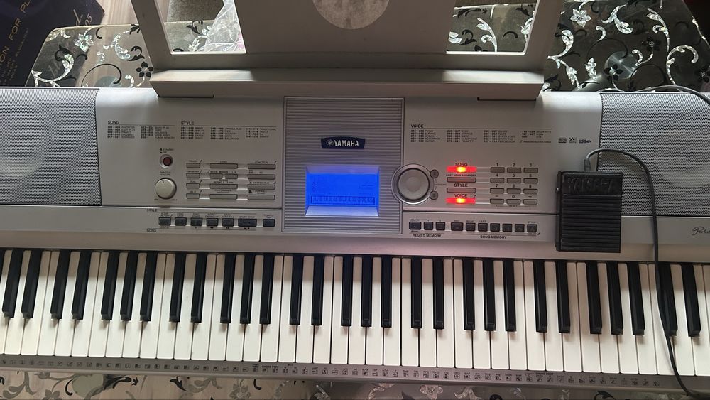 Синтезатор YAMAHA DHC-205