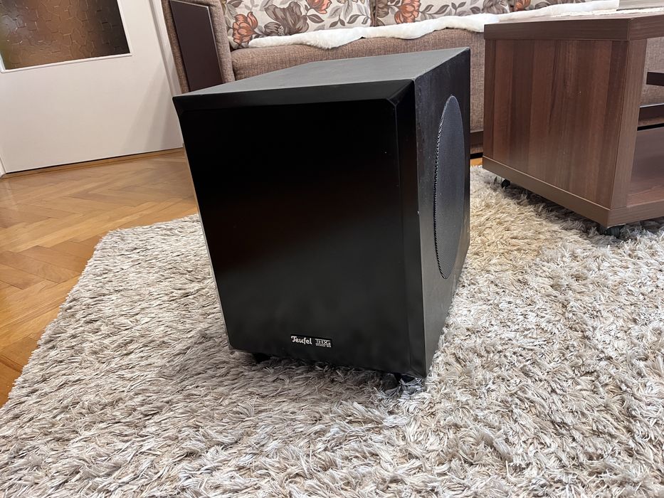 Subwoofer,Bas Activ Cu Amplificare 250 W Rms