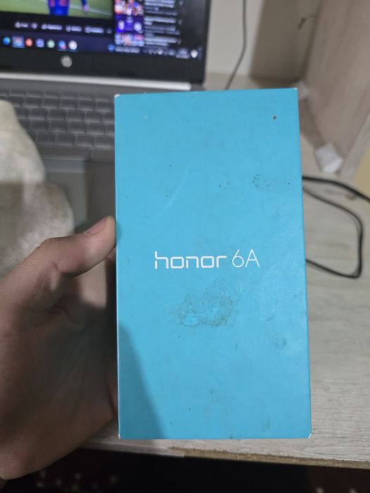 Redmi note 10s 6/64 oq ekrani kuygan qolgani ishlidi honor 6a 500