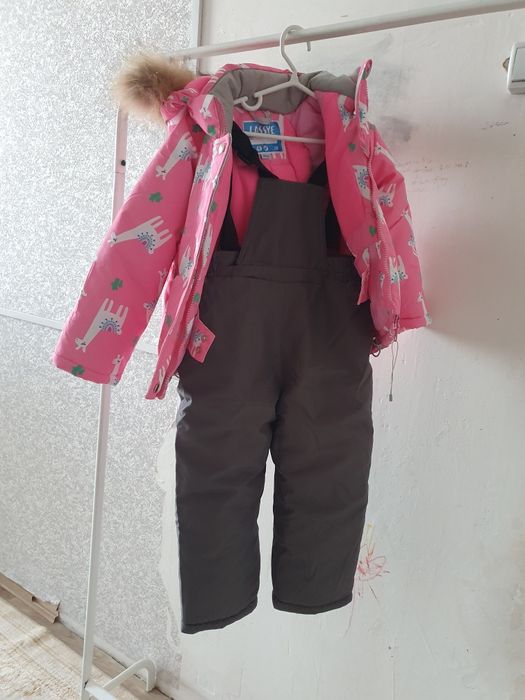 Зимний детский комбинезон