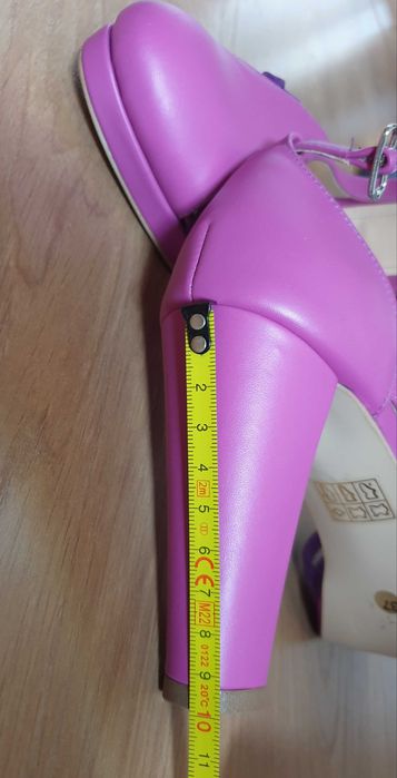 Pantofi 37 piele atelier Yvettes, ca noi