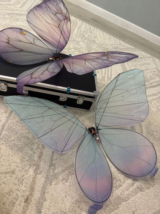 Продам дронбабочка